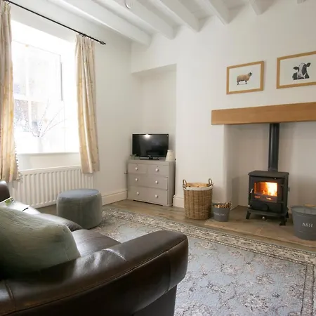 2 Bed In Aysgarth 75441 Ferienhaus